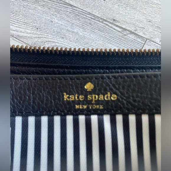 Kate Spade Leroy Street Neda Full Zip Black Leather Wallet - Picture 6 of 13